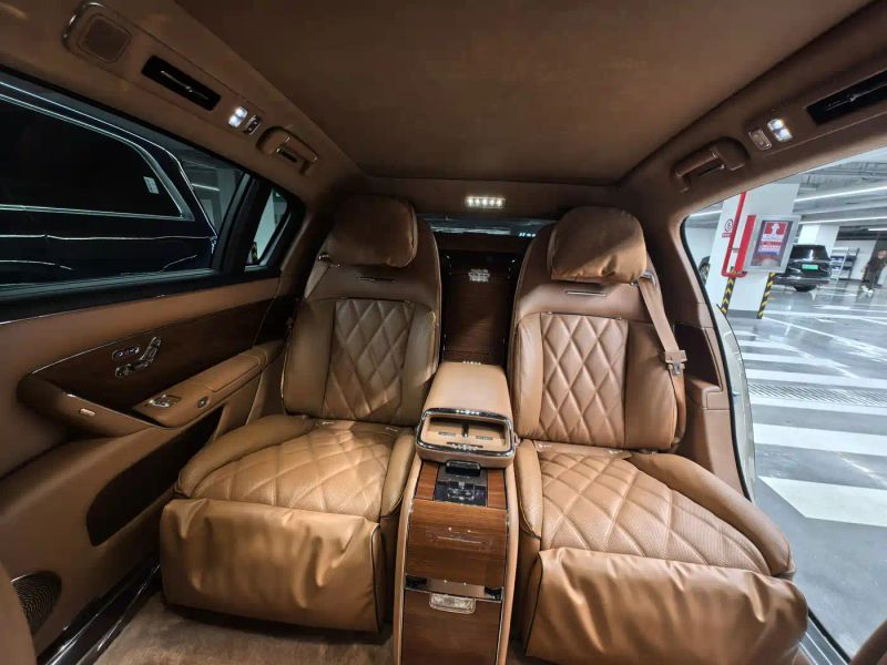 Zun_jie suv