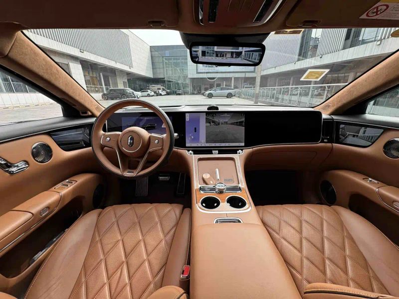 Zun_jie suv