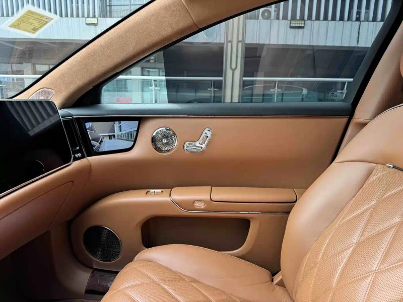 Zun_jie suv