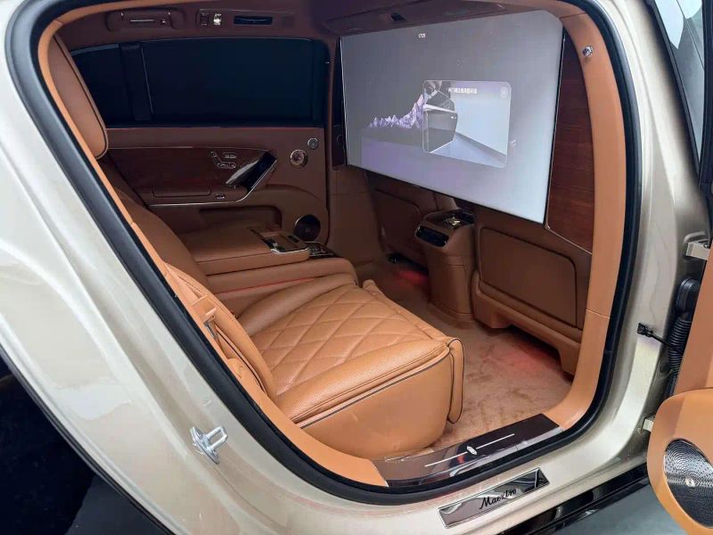 Zun_jie suv