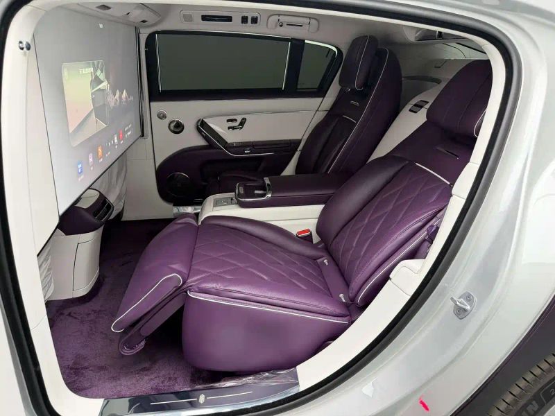 Zun_jie suv