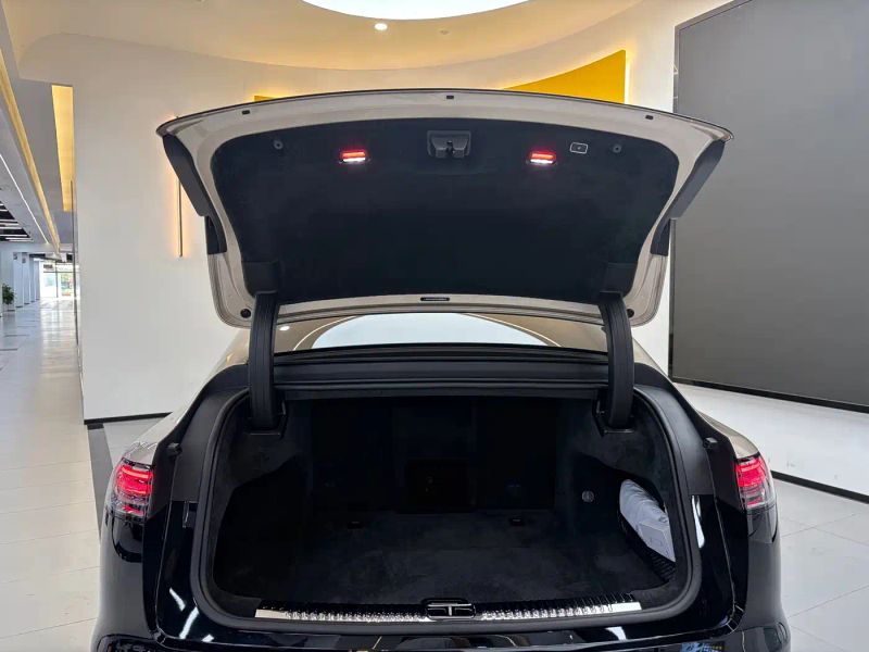Zun_jie suv