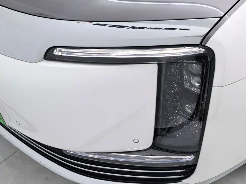 Zun_jie suv