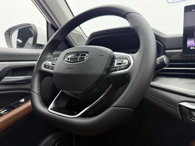Geely X6