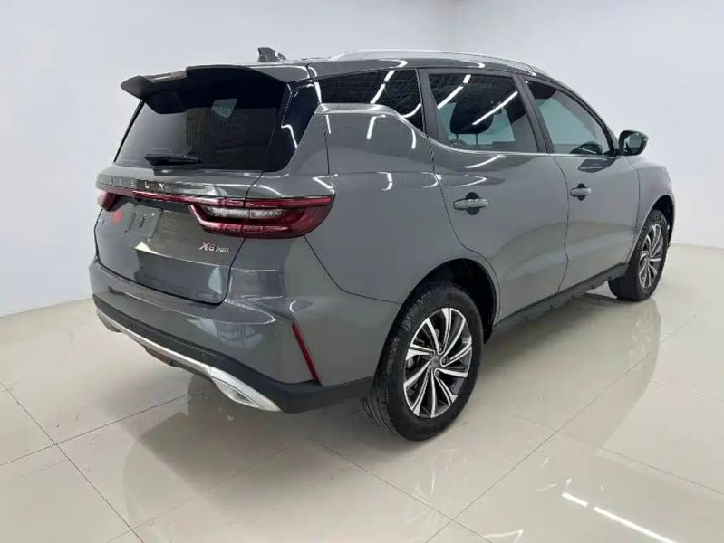 Geely X6