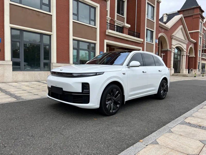 Li-xiang L
