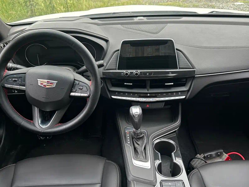 Cadillac CT4