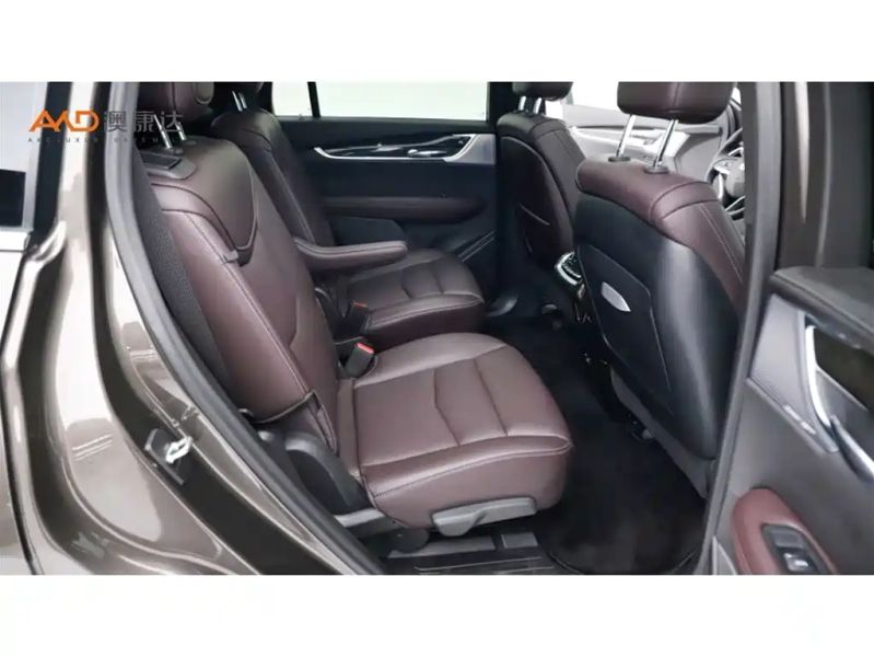 Cadillac XT6