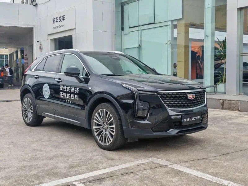 Cadillac XT4