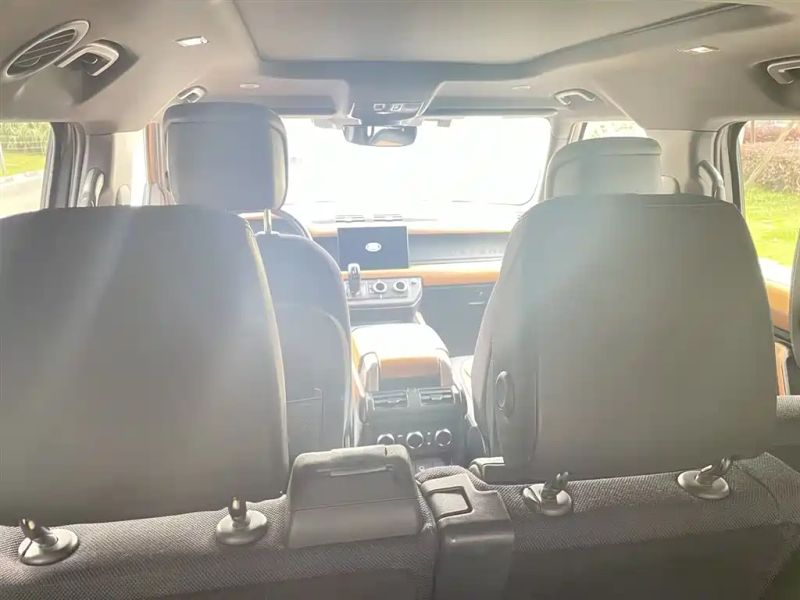 Range_rover Defender