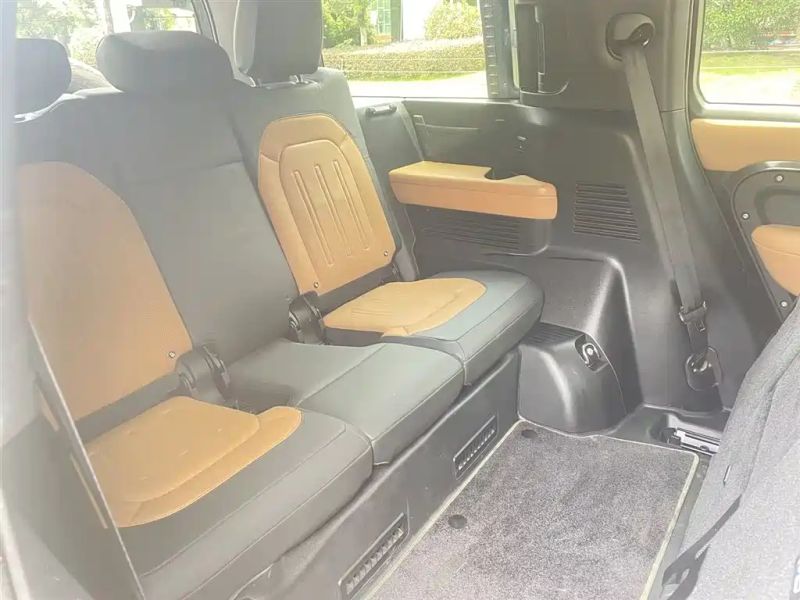 Range_rover Defender