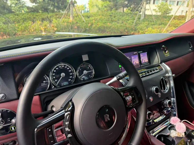 Rolls-royce Cullinan