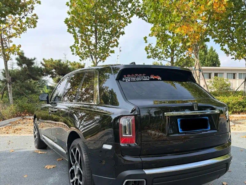 Rolls-royce Cullinan