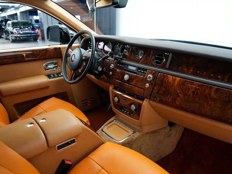 Rolls-royce Phantom