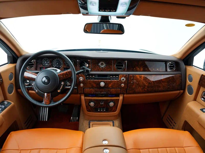 Rolls-royce Phantom