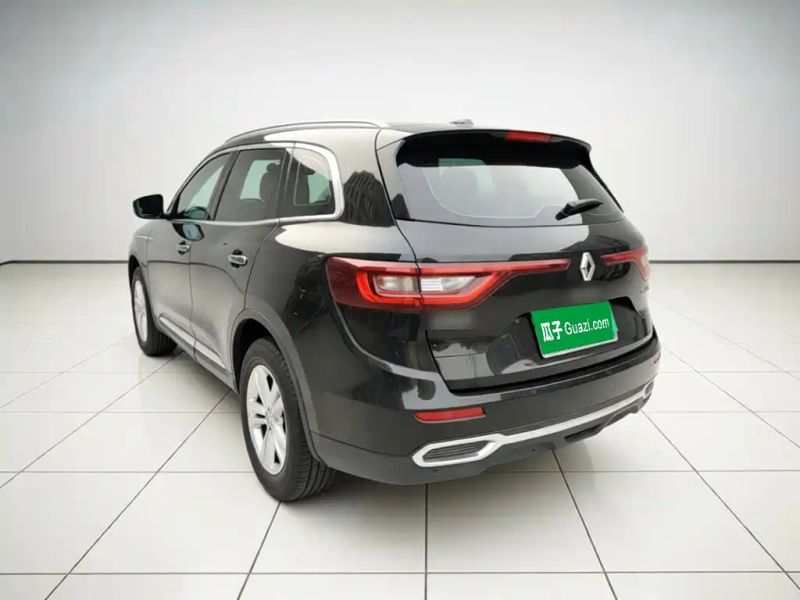 Duster Koleos