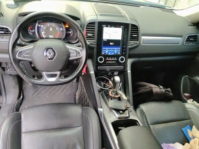 Duster Koleos