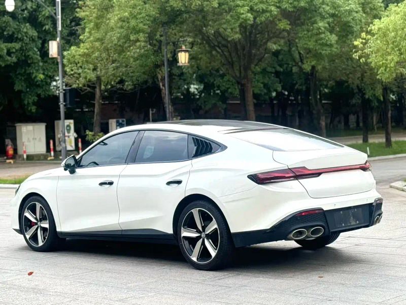 Mg Sedan