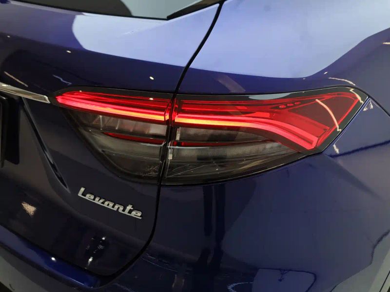 Maserati Suv
