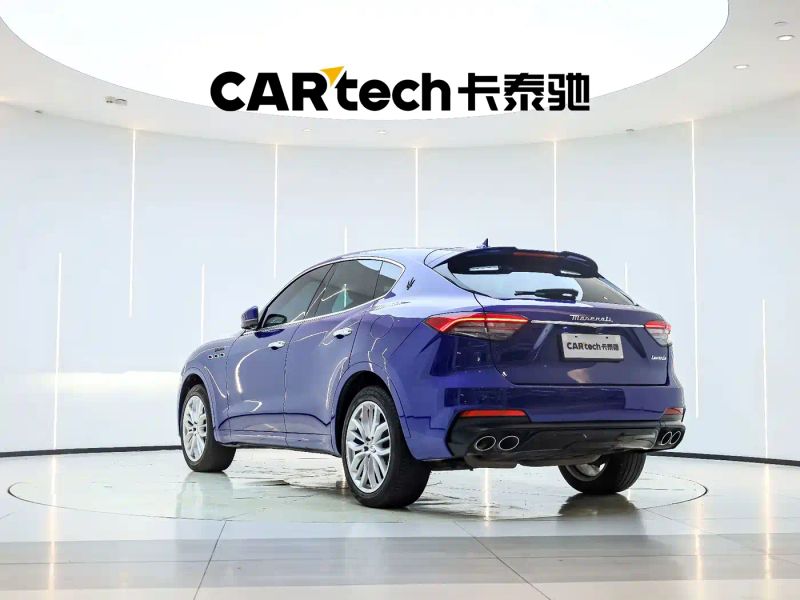 Maserati Suv