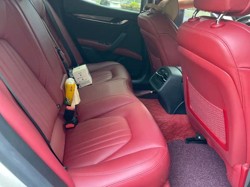 Maserati Suv
