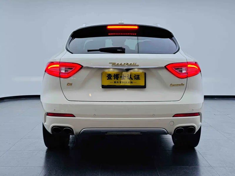 Maserati Suv