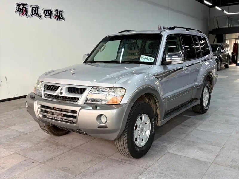 Ouland Pajero