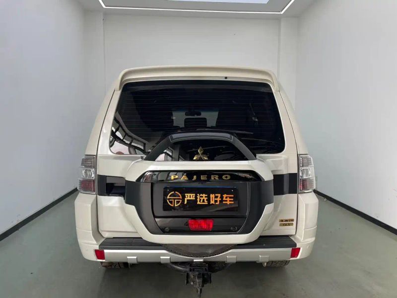 Ouland Pajero
