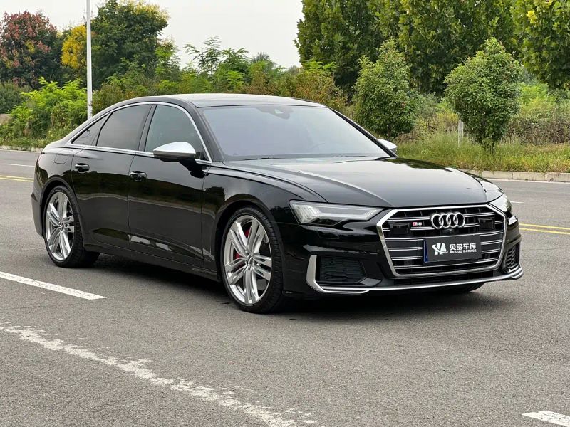 Audi S