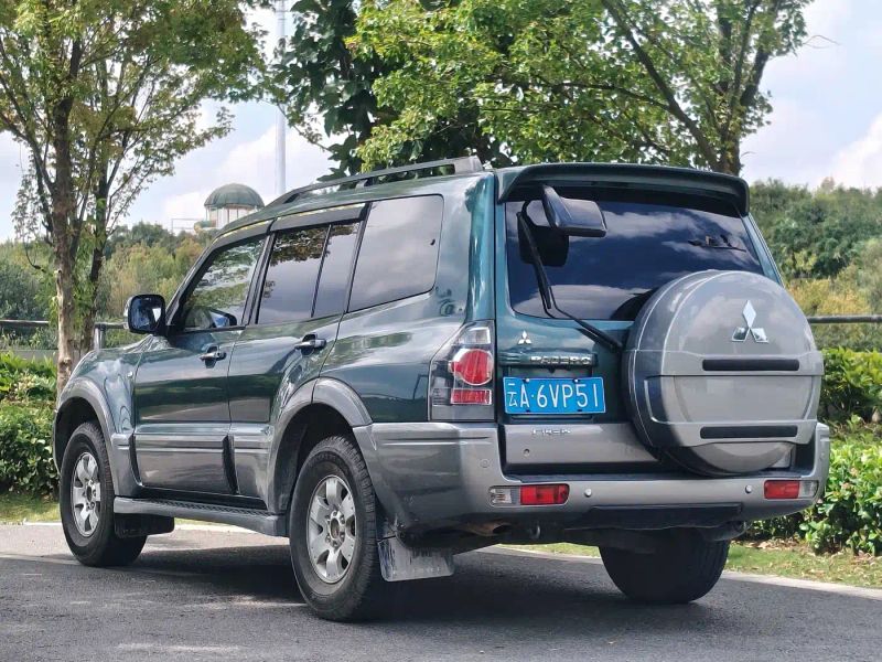 Ouland Pajero