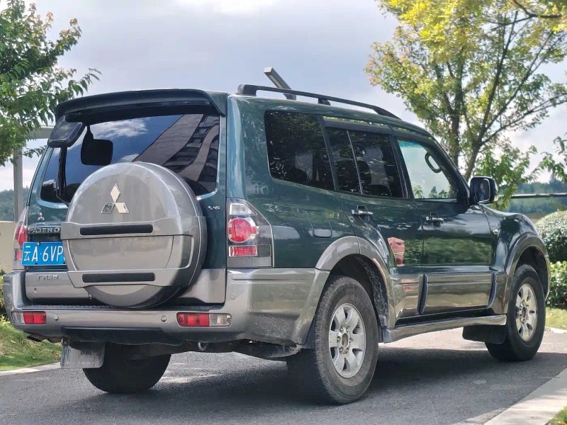Ouland Pajero