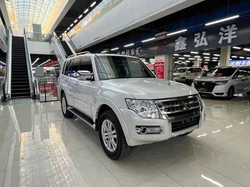 Ouland Pajero