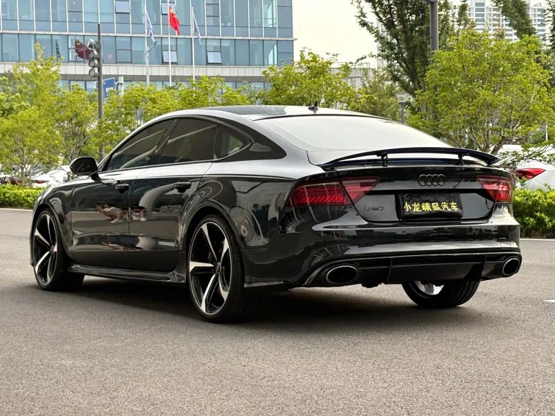 Audi Rs