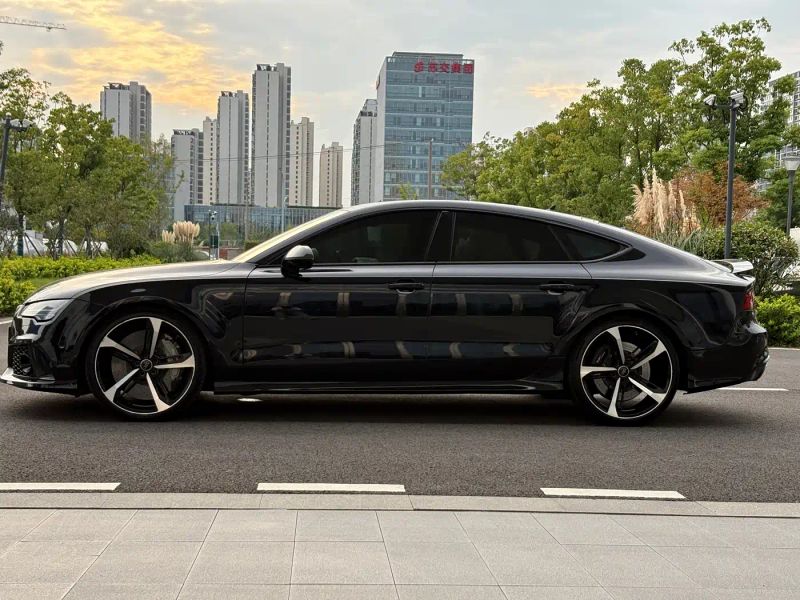 Audi Rs