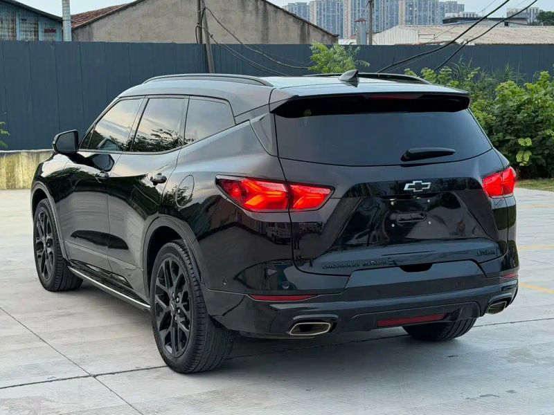 Malibu Blazer