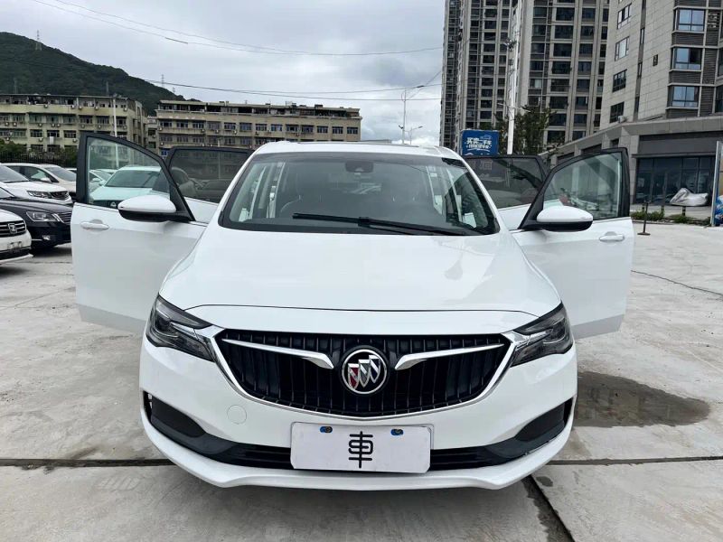 Buick Gl6