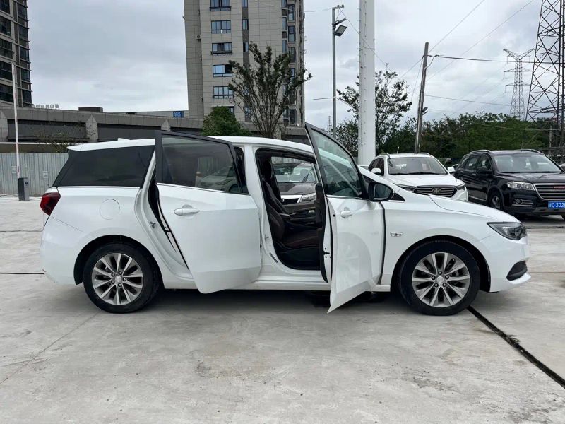 Buick Gl6