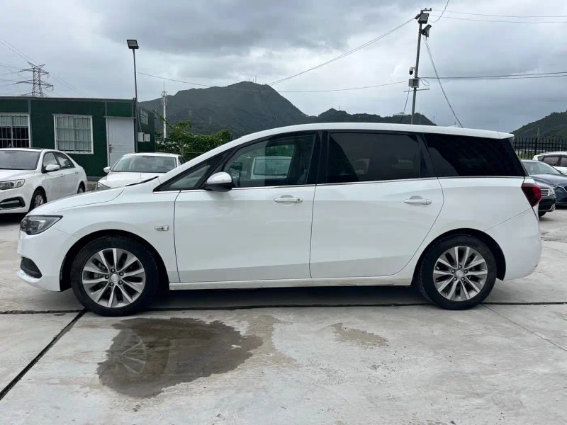 Buick Gl6