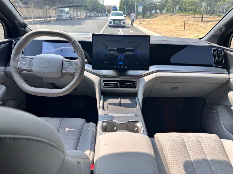 Byd Ultra