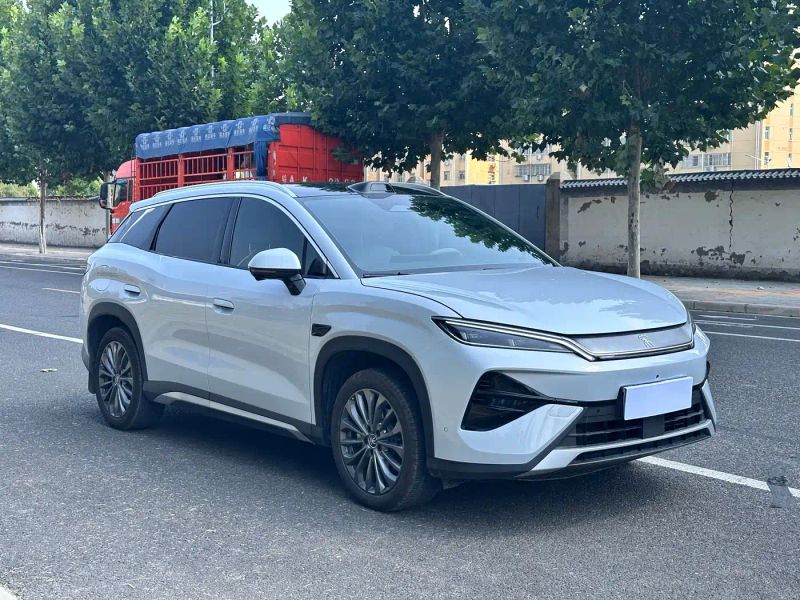 Byd Ultra