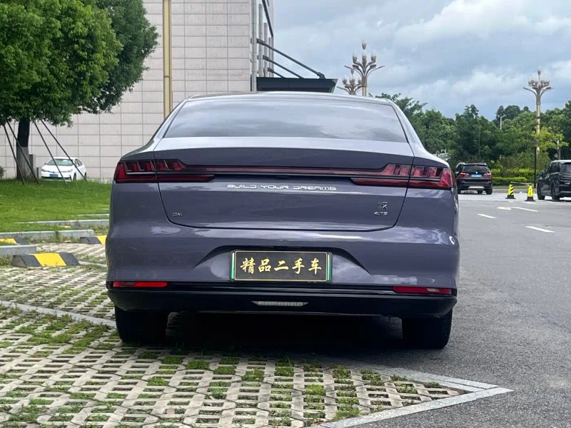 Byd Han
