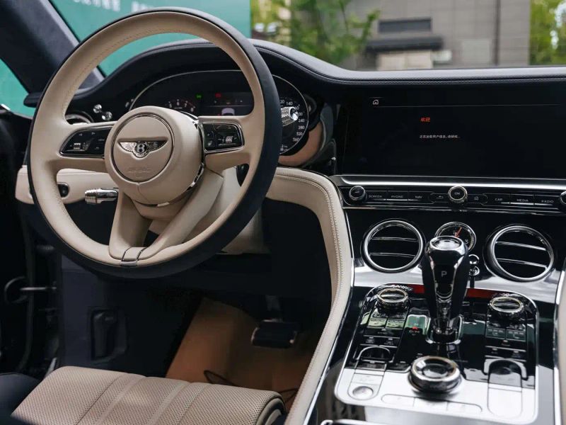 Bentley Plug-in-hybrid