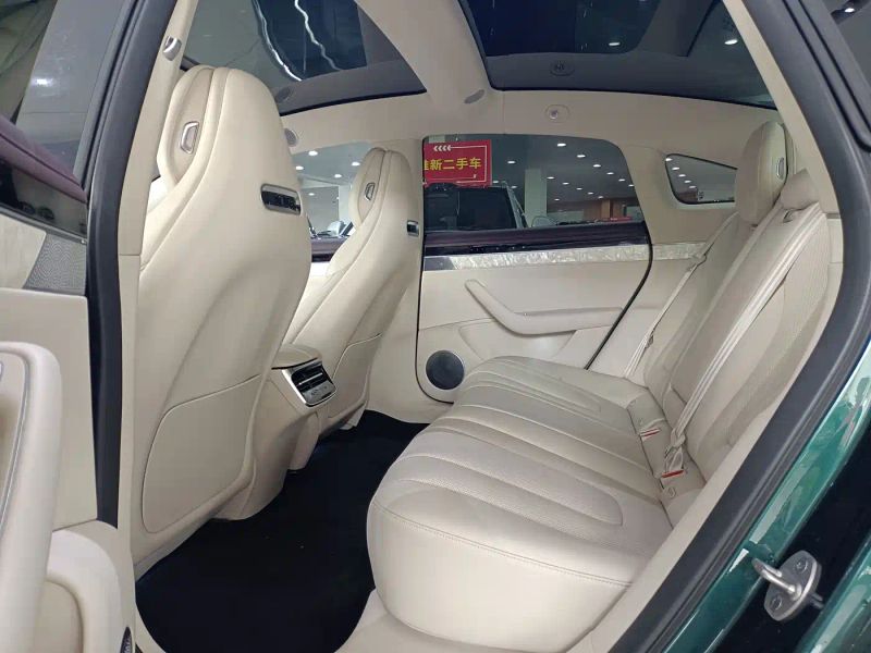 Luxeed 智界s7