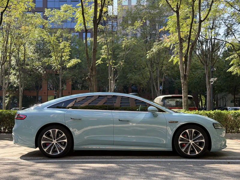Luxeed 智界s7