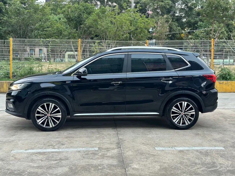 Roewe Rx5