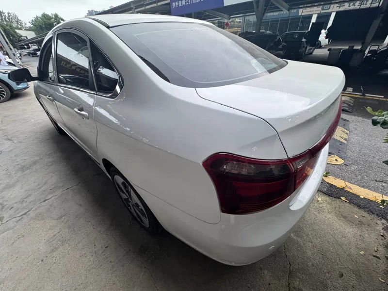 Yixuan E70