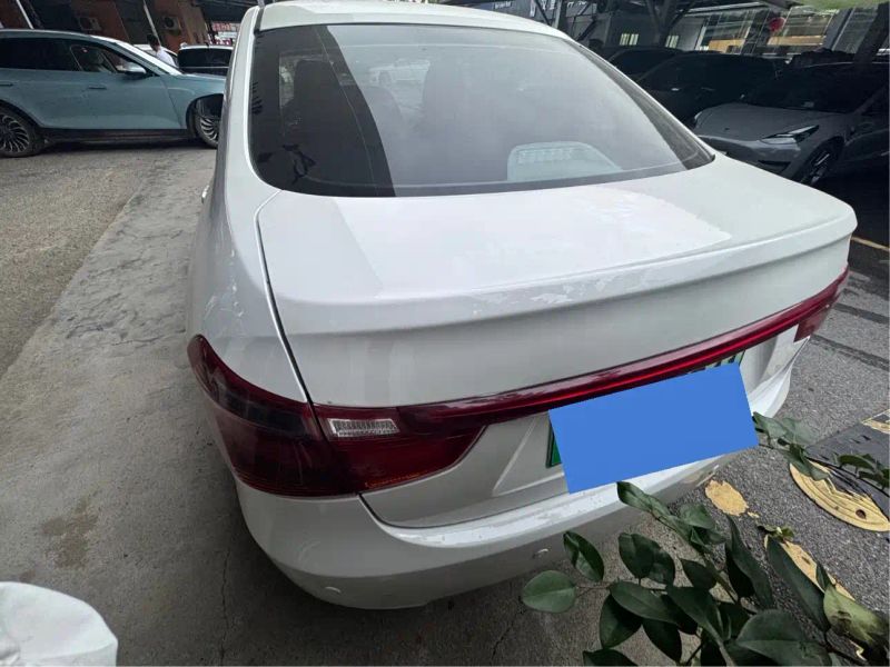Yixuan E70