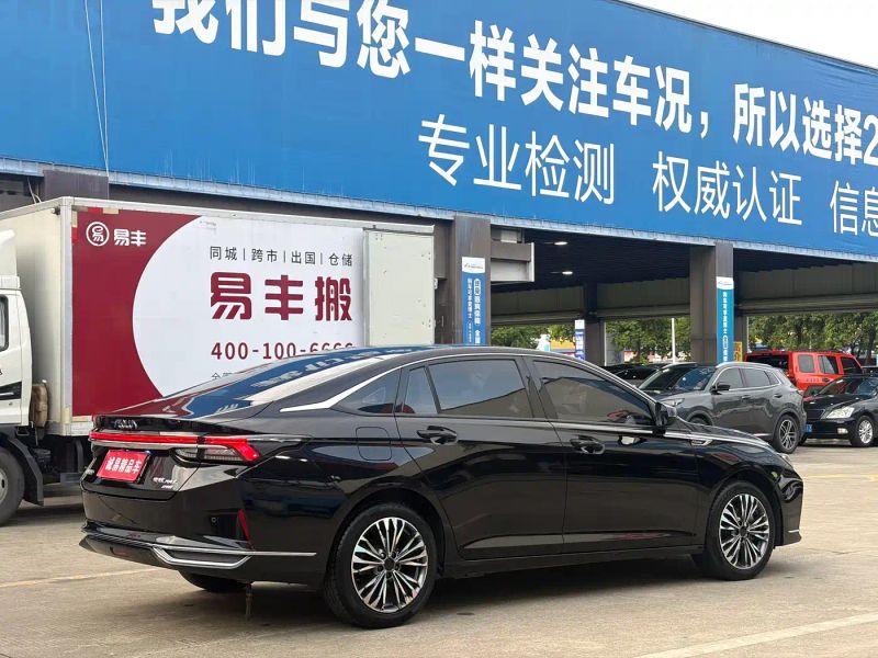 Yixuan Max