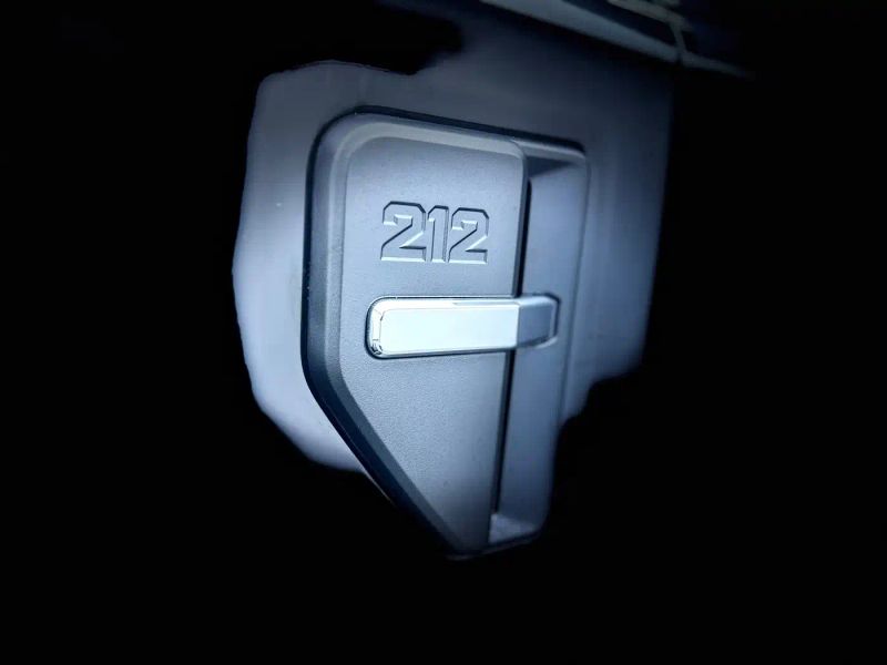 Auto 212