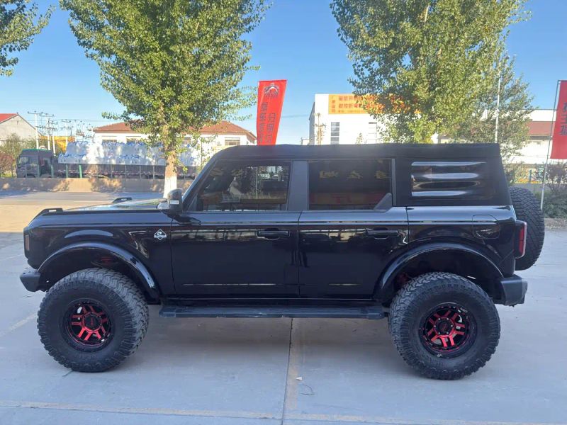 Explorer Bronco